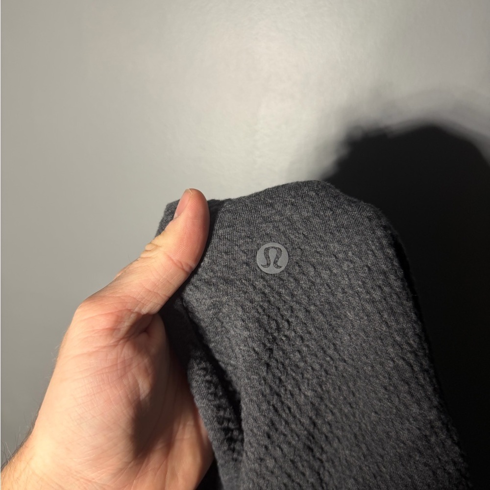 Lululemon At Ease Jogger Mens Size Small - Picture 5 of 5